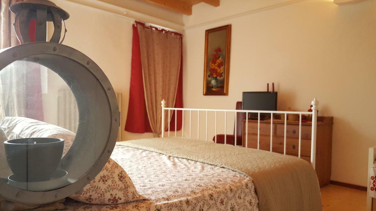 Casa Di Arianna Apartment Ferrara Exterior photo